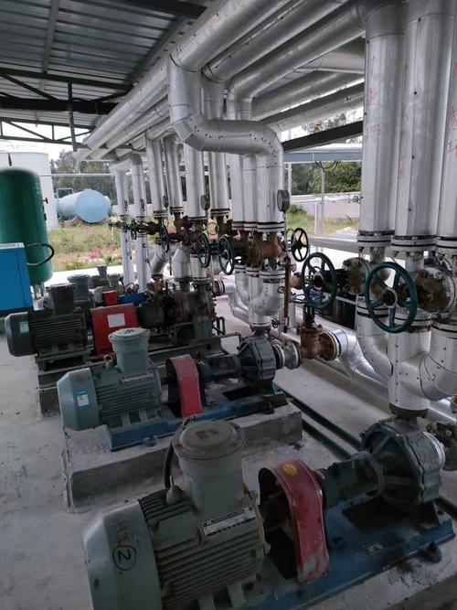 废轮胎炼油设备多少钱 了解废轮胎炼油设备的价格和选购建议?_百度...